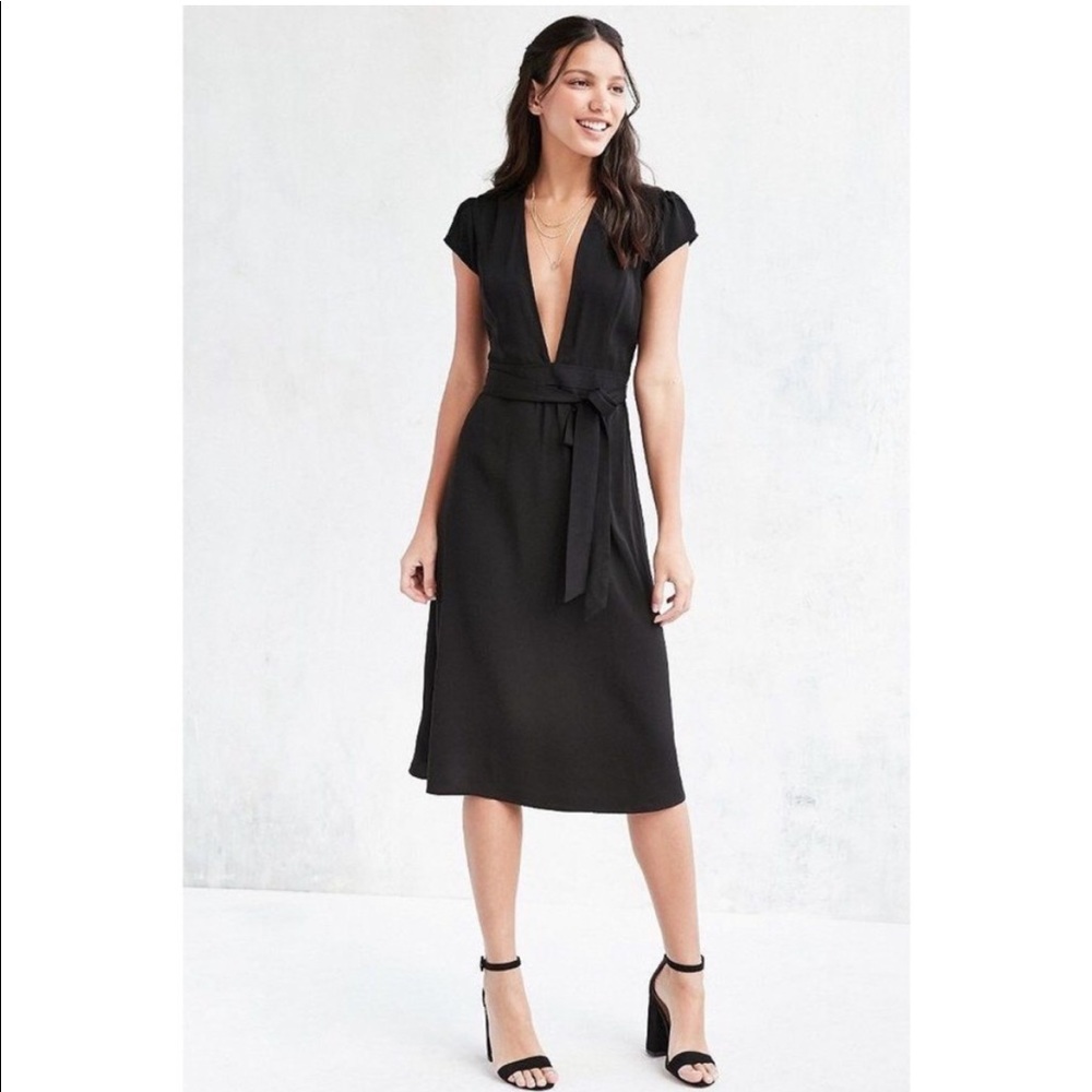 UO Kimchi Blue Plunging Cap Sleeve Midi Dress